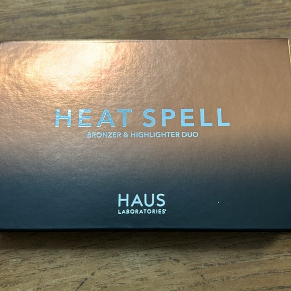 HAUS LABORATORIES HEAT SPELL BRONZER & HIGHLIGHTER DUO DESERT DAWN - Picture 3 of 9